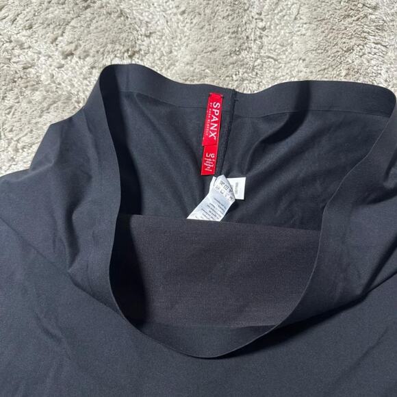 SPANX Seamless Power Short - Picture 3 of 3